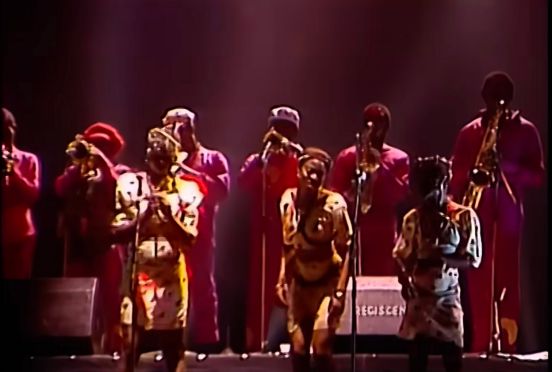 Féla RégiScène Paris Zenith84