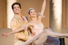 Roberta MARQUES et Arionel VARGAS/DAG